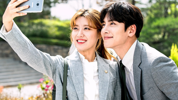 10 Drama Korea Komedi Romantis Terbaik yang Wajib Ditonton