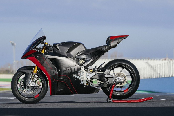 Lebih Dekat dengan Ducati V21L, Motor Balap Listrik yang Bisa Melesat 275 Km/Jam!
