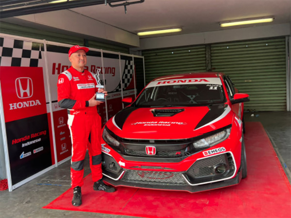 Luar Biasa, 3 Pembalap Honda Racing Indonesia Kuasai Podium Tertinggi di ISOM Sentul