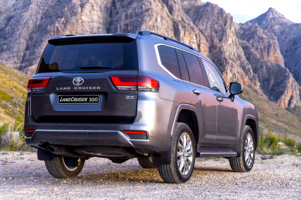 Nah Loh, Toyota Stop Pemesanan Mobil Legendaris Land Cruiser 300