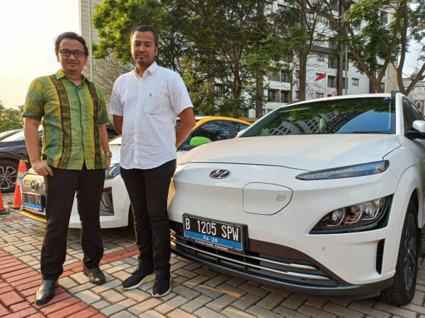 Ini Bedanya Konvoi Touring Jarak Jauh Mobil Listrik dengan Konvensional Versi Pemilik