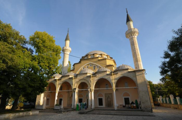 Inilah 3 Masjid Terbesar dan Bersejarah di Ukraina