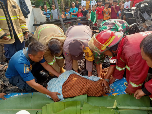 Kebakaran Rumah di Bogor Tewaskan Nenek 75 Tahun