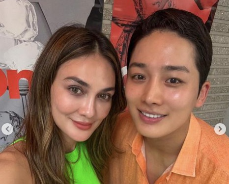 5 Momen Luna Maya Foto Bareng Bintang Single Inferno Moon Se Hoon, Bikin Iri Penggemar