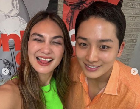 5 Momen Luna Maya Foto Bareng Bintang Single Inferno Moon Se Hoon, Bikin Iri Penggemar