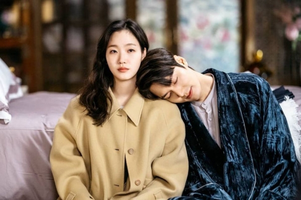7 Film dan Drama Korea Kim Go-Eun yang Wajib Ditonton