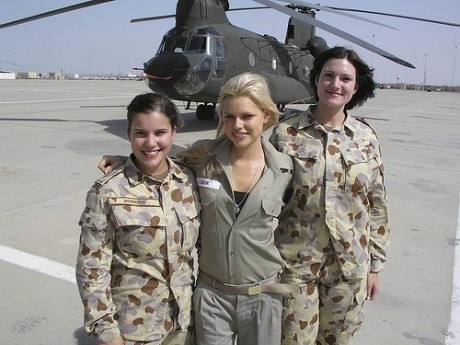 Negara-negara dengan Tentara Wanita Cantik di Dunia