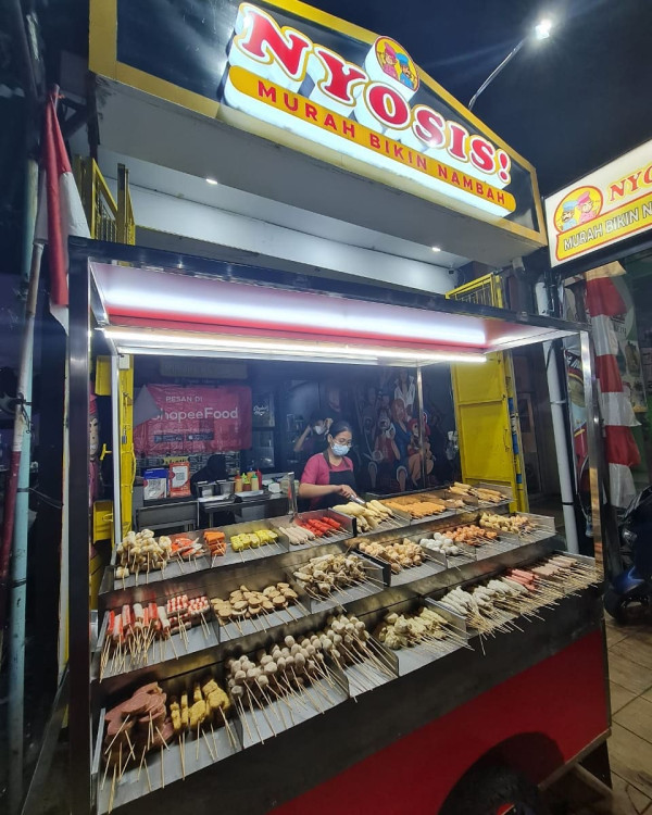6 Tempat Kuliner Kaki Lima yang sedang Viral di TikTok