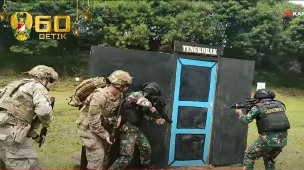Inilah Satuan Elite Pasukan Tengkorak, Yonif Para Raider 305 Kostrad