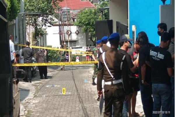 Penampakan 4 Pria Diduga Pelaku Penembakan Istri Anggota TNI di Semarang