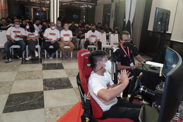 Ajang Slalom Honda Brio Berebut Hadiah Total Rp60 Juta