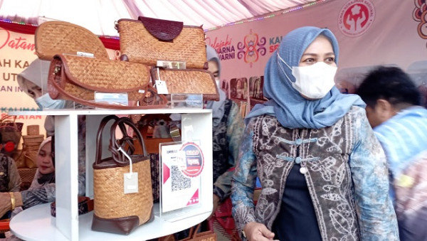 Produk Kerajinan Hulu Sungai Utara Paling Laris di Ajang Gernas BBI 2022