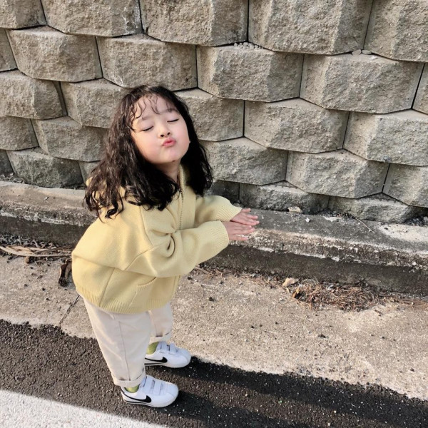 Fakta Kwon Yuli Selebgram Cilik Korea yang Wajahnya Muncul di WhatsApp