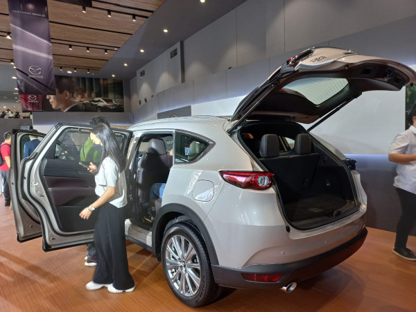 Mazda CX-8 Baru Resmi Meluncur di Harga Rp795,5 Juta, Ini yang Bikin Istimewa
