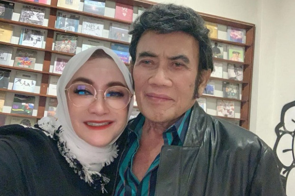 Profil Ricca Rachim yang Empat Kali Dipoligami Rhoma Irama