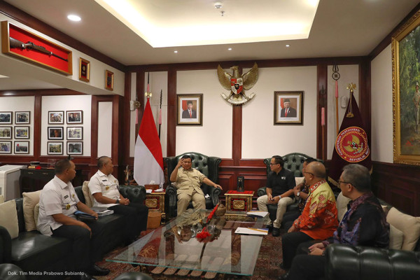 Lapor ke Prabowo, Wamen BUMN dan Komut Asabri: Kinerja Membaik
