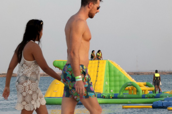 Pure Beach, Pantai Bebas Pakai Bikini di Arab Saudi