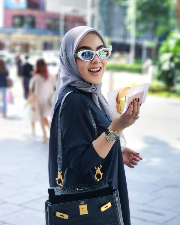 6 Artis Indonesia yang Punya Banyak Hater, Nomor 2 Suka Ikut Campur dan Sering Berurusan dengan Polisi