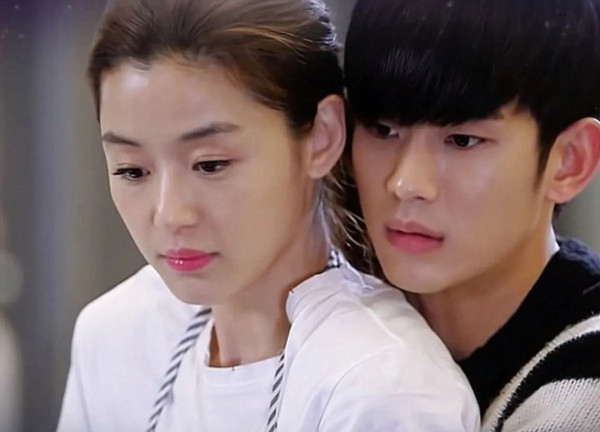4 Aktris Drama Korea yang Sering Dipasangkan dengan Aktor yang Jauh Lebih Muda