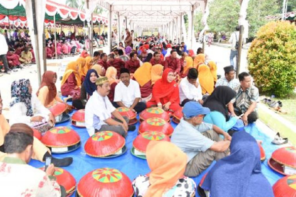 4 Tradisi 1 Muharram di Indonesia, Nomor 3 Ada Kirab Kebo Bule