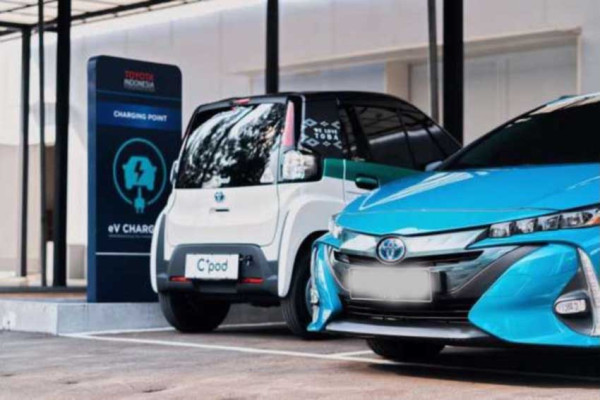 Toyota Investasi Rp27 Triliun di Indonesia untuk Tingkatkan Produksi Kendaraan Listrik