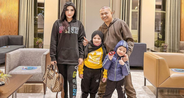5 Artis yang Rumahnya di Depok, Nomor 3 Bergaya Betawi dan Ada Ternak Ayam