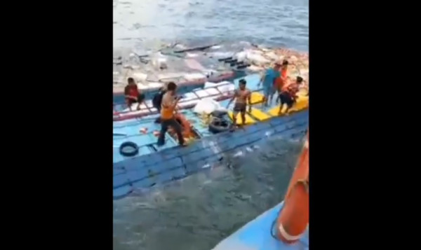 Detik-detik Kapal Kargo Tenggelam di Selat Malaka, Seluruh ABK Selamat