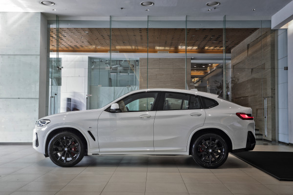 BMW X4 M Sport Bidik Orang Kaya Suka Ngebut, Ini Harga dan Spesifikasi yang Bikin Istimewa