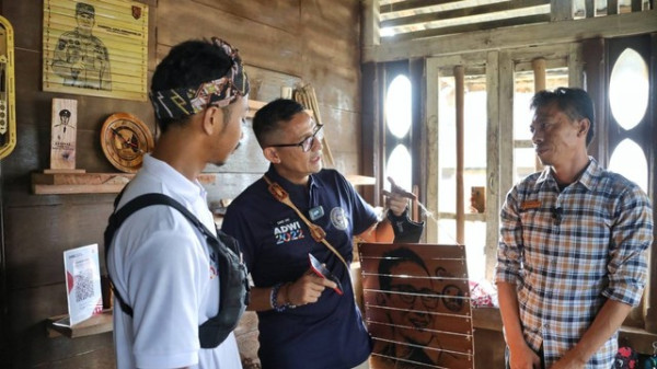 Tak Lagi Andalkan Pinjol, Sandiaga Beri Modal Usaha Pelaku Ekraf