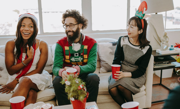 7 Hal yang Bikin Introvert Susah Punya Pacar dan Solusinya