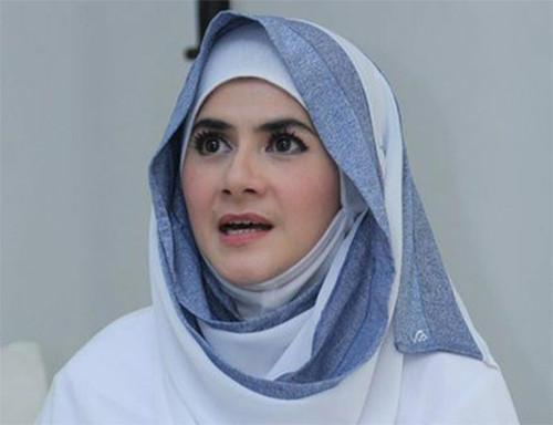 5 Artis Indonesia yang Jadi Ustazah, Rela Tinggalkan Dunia Hiburan
