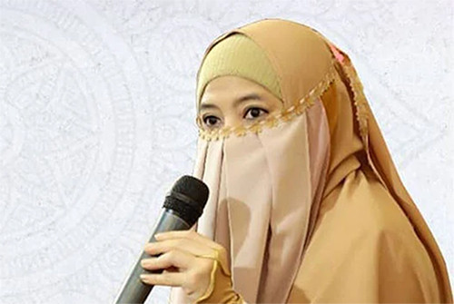 5 Artis Indonesia yang Jadi Ustazah, Rela Tinggalkan Dunia Hiburan