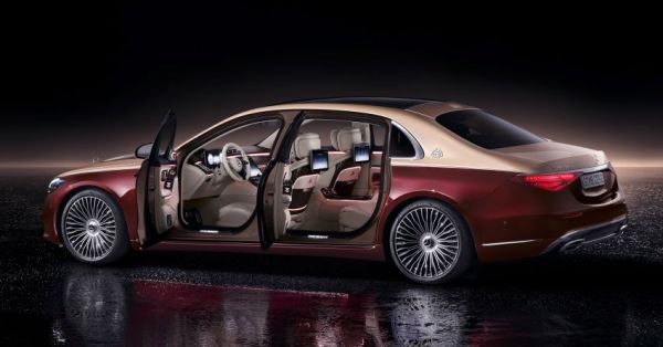 Kupas Interior Supermewah Mercedes-Maybach yang Dimiliki Menkominfo Johnny G Plate