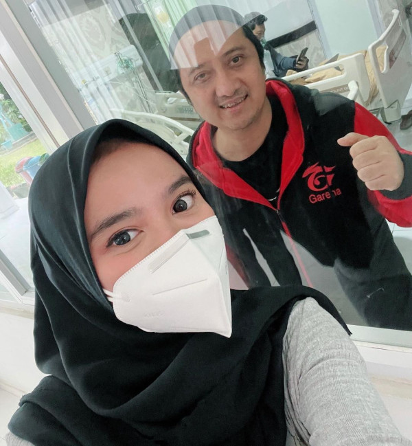 6 Artis Indonesia yang Memiliki Orang Tua Pemuka Agama, Nomor 3 Paling Kontroversi
