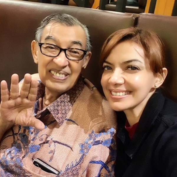 6 Artis Indonesia yang Memiliki Orang Tua Pemuka Agama, Nomor 3 Paling Kontroversi