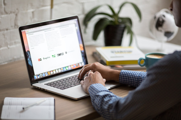 Tips Menjaga Jejak Pribadi Tetap Aman di Internet