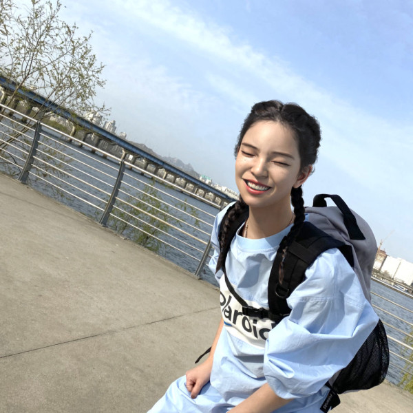 Yuk Kenalan dengan Rozy, Virtual Influencer Pertama Korea!