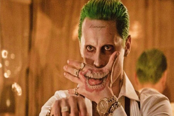 10 Film Superhero DC yang Batal Dibuat dan Dirilis