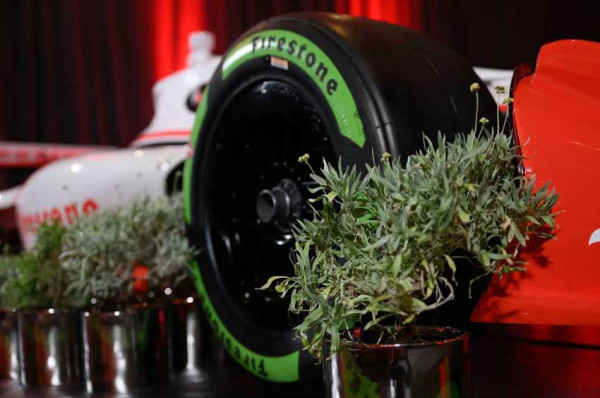 Pertama Kali Bridgestone Pamerkan Ban Firestone Firehawk, Terbuat dari Semak Gurun dan Ramah Lingkungan