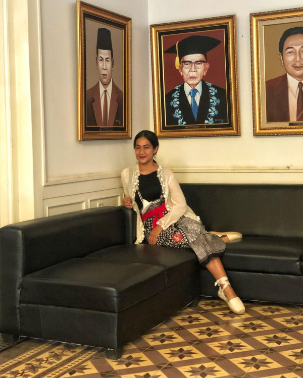 10 Artis Indonesia Keturunan Pahlawan, Nomor 5 Cicit H.O.S. Tjokroaminoto