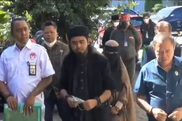 Izin Resmi Dicabut, Gus Samsudin Diminta Pemkab Blitar Pulangkan Santri