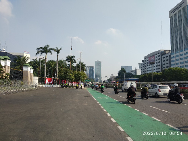 Antisipasi Aksi Massa, Mobil Baracuda dan Ratusan Personel TNI-Polri Sudah Siaga di Gedung DPR