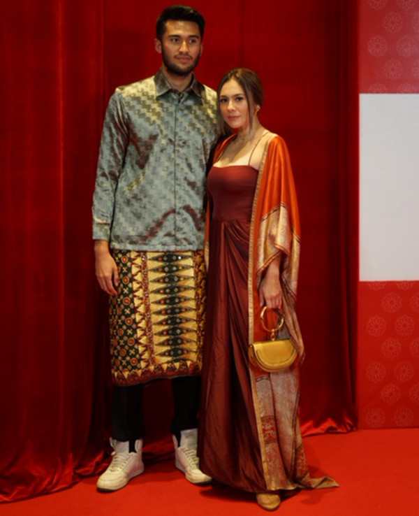 Inilah Deretan Selebritas dan Figur Publik yang Tampil Istimewa di Red Carpet Jagantara
