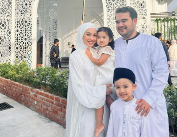 4 Selebriti Ini Menikah dengan Pengusaha dan Pensiun Jadi Artis