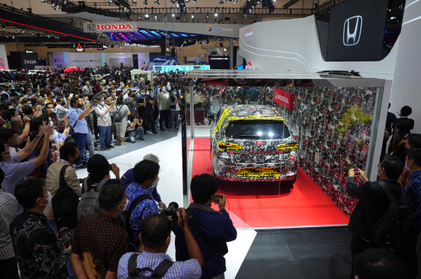 Melihat Lebih Dekat Tampilan Honda SUV RS Concept di GIIAS 2022