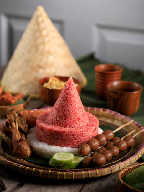 5 Makanan Khas saat Momen 17-an, yang Mana Favoritmu?