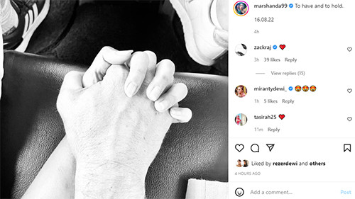 Marshanda Unggah Foto Genggam Tangan Seseorang, Pacar Baru?