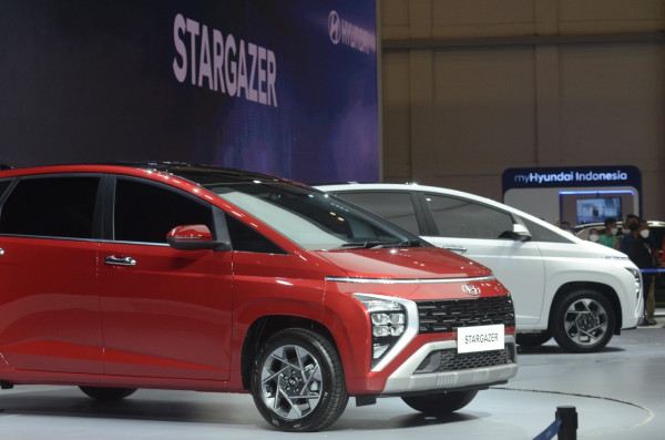 Teknologi, Jadi Kelebihan Hyundai Stargazer yang Bikin Beda dengan Low MPV Lain