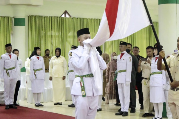Rasa Haru Iringi Pengukuhan Anggota Paskibraka Tulang Bawang