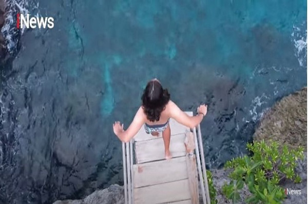 Dikelilingi Pemandangan Laut, Inilah Pesona Desa Wisata Ara Tempat Pengrajin Kapal Pinisi